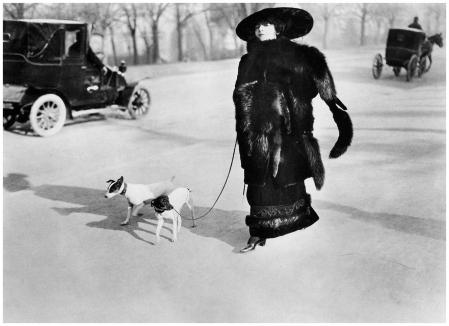 Jacques Henri Lartigue. Avenue du Bois-de-Boulogne (1911)