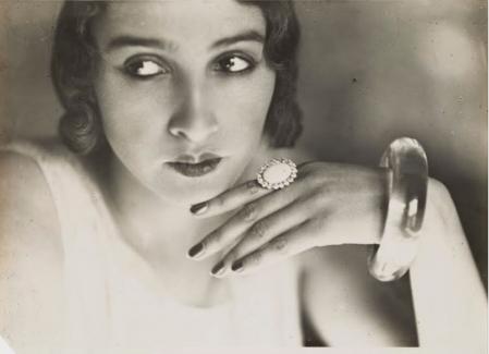 Jacques Henri Lartigue. Portrait de Renée Perle (1931)