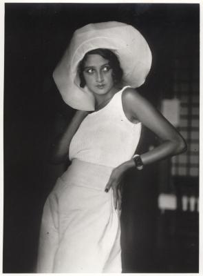 Jacques Henri Lartigue. Renée Perle (1930)