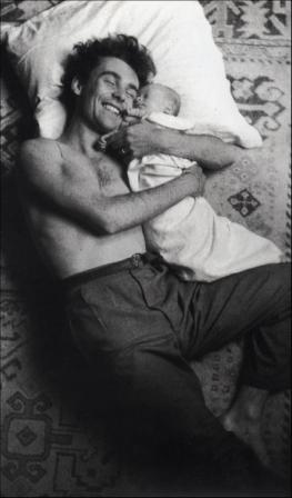 Jacques Henri Lartigue. Dany et son fils (1944)