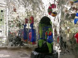 Niki de Saint-Phalle. Intérieur de la grotte de Hanovre (2001-2002)